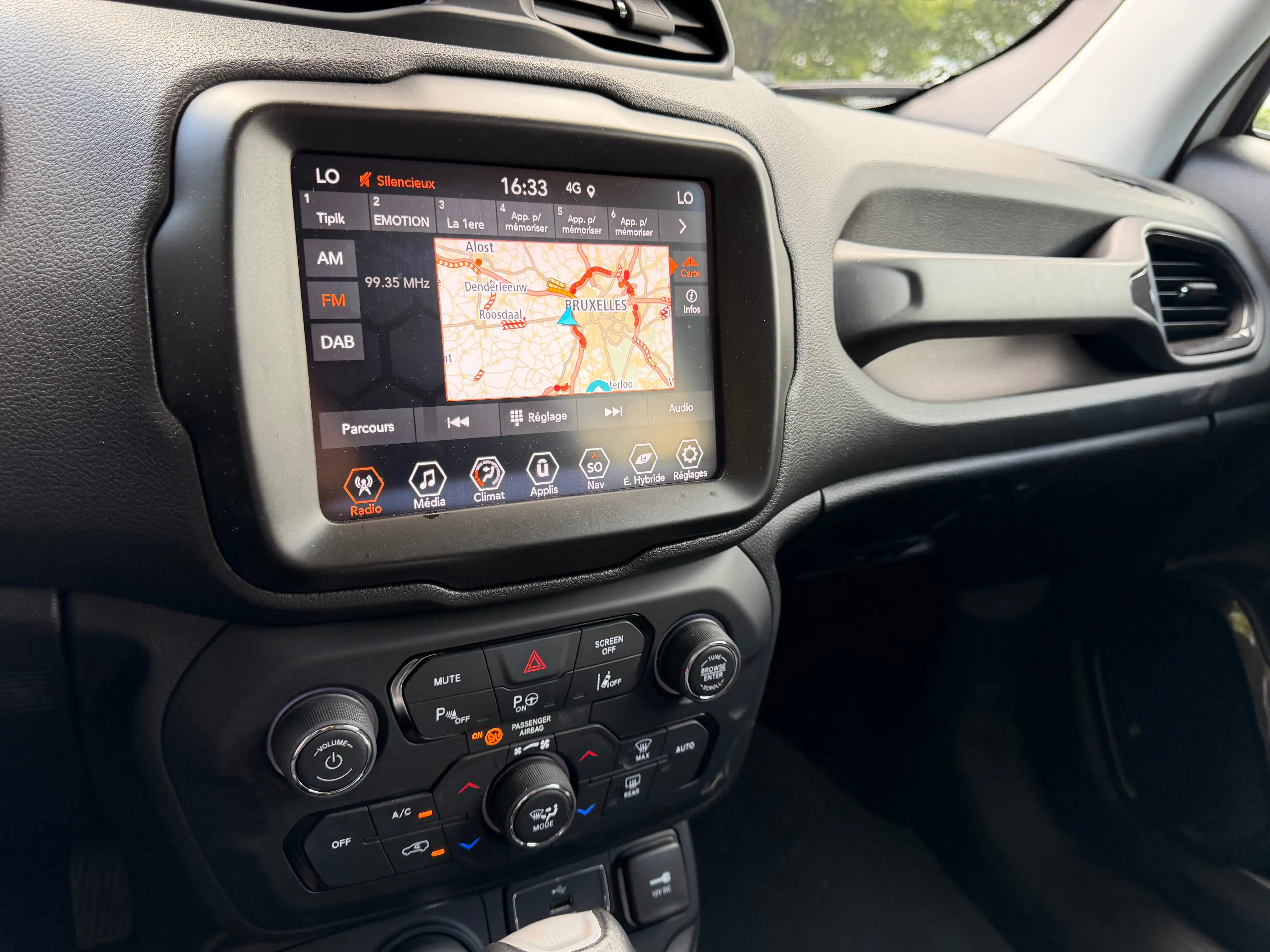 Jeep Renegade Renegade PHEV 1.3 T4 AWD Limited DDCT — photo 6