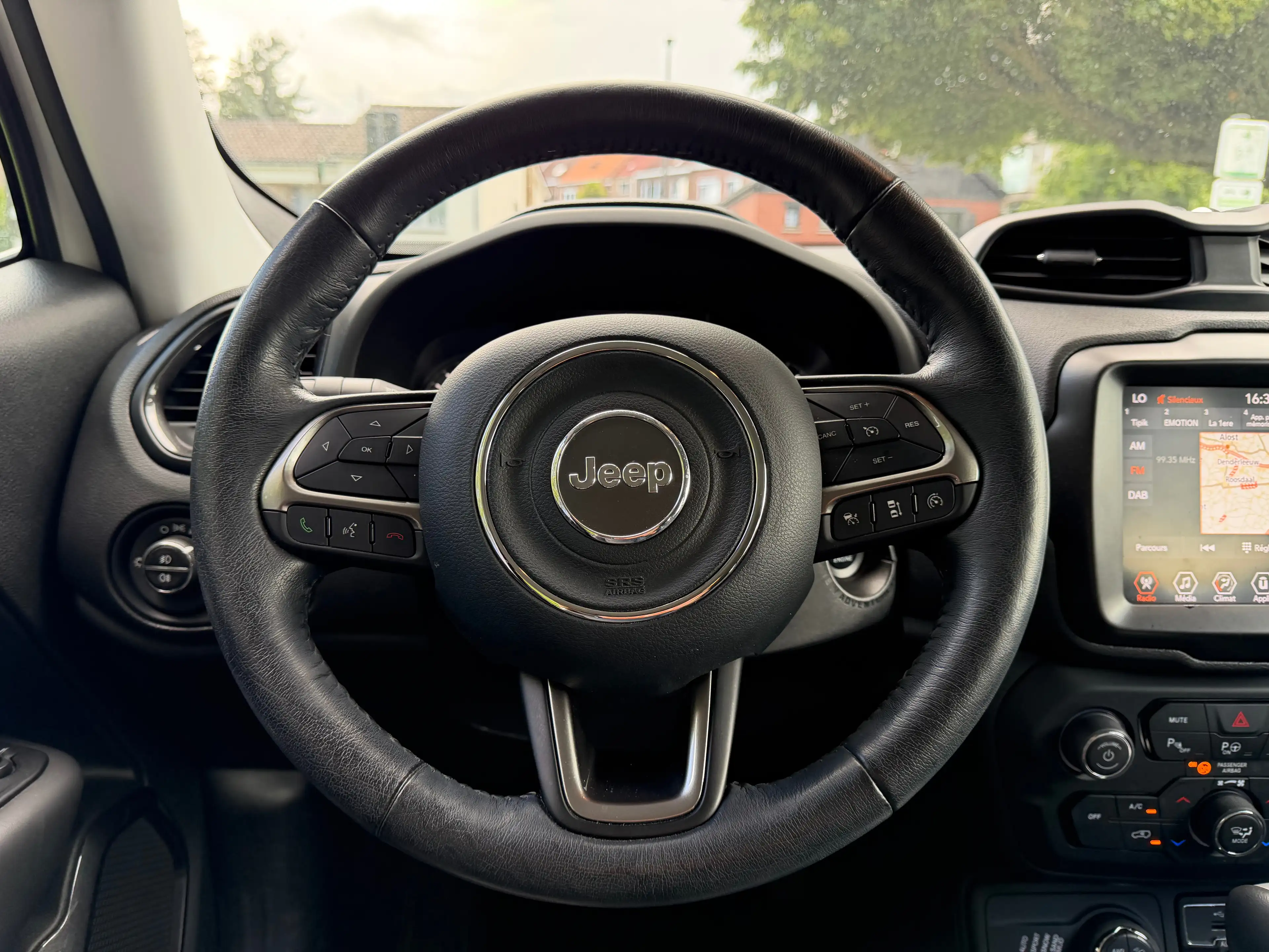 Jeep Renegade Renegade PHEV 1.3 T4 AWD Limited DDCT — photo 5