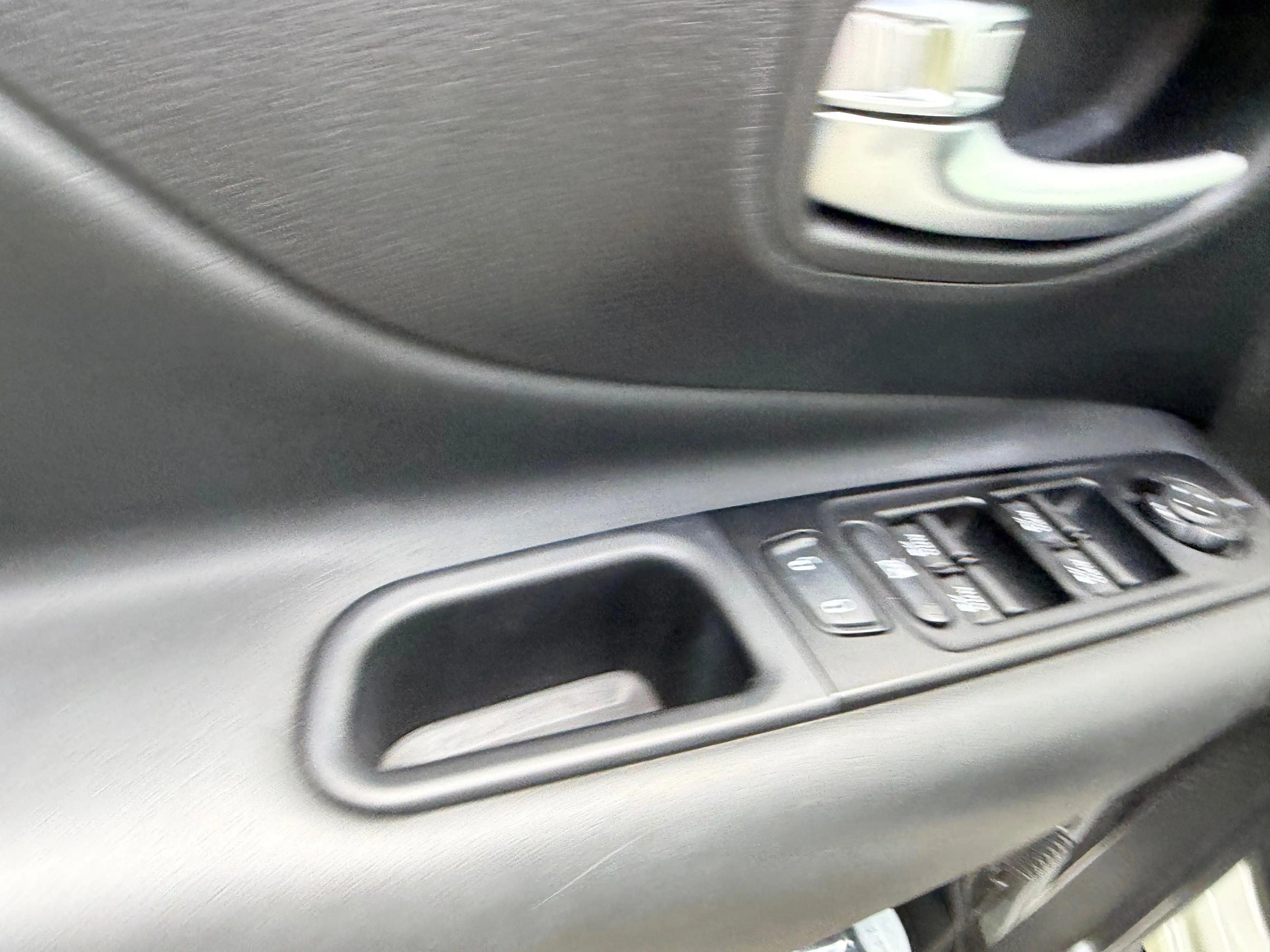Jeep Renegade Renegade PHEV 1.3 T4 AWD Limited DDCT — photo 10