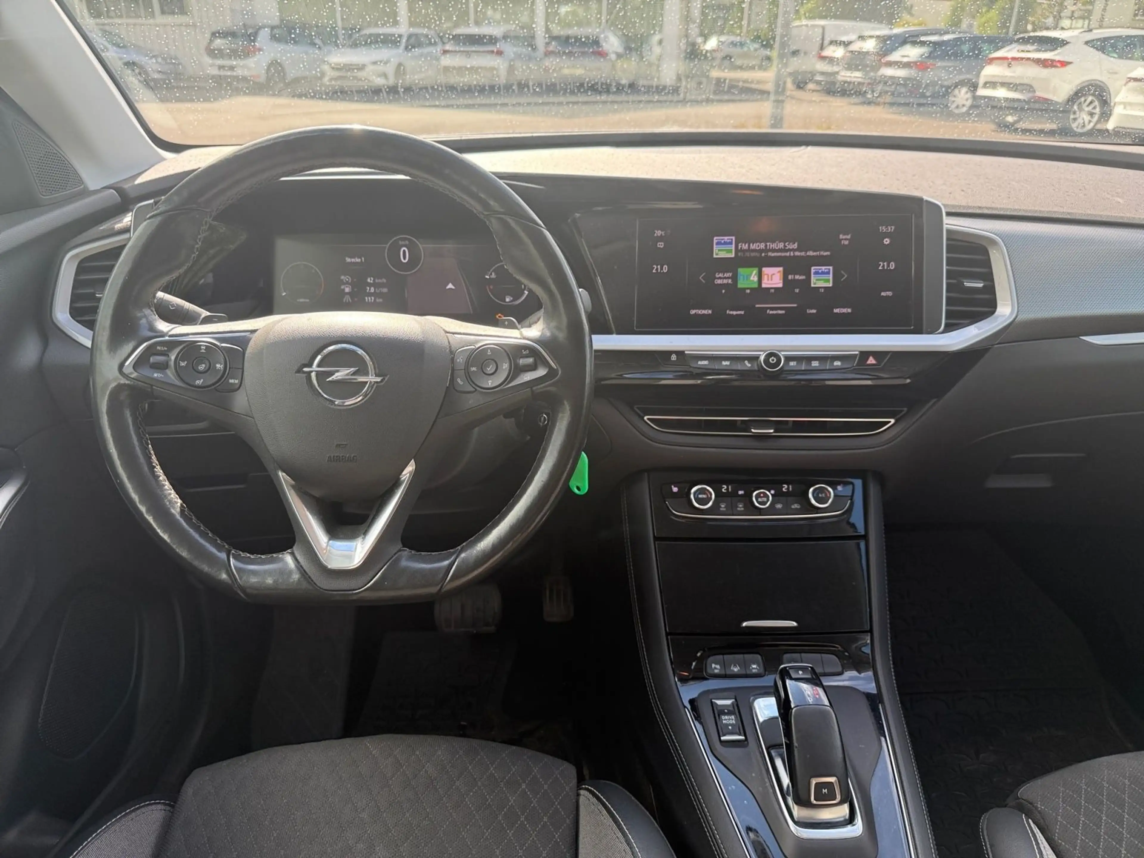 Opel Grandland X — photo 13