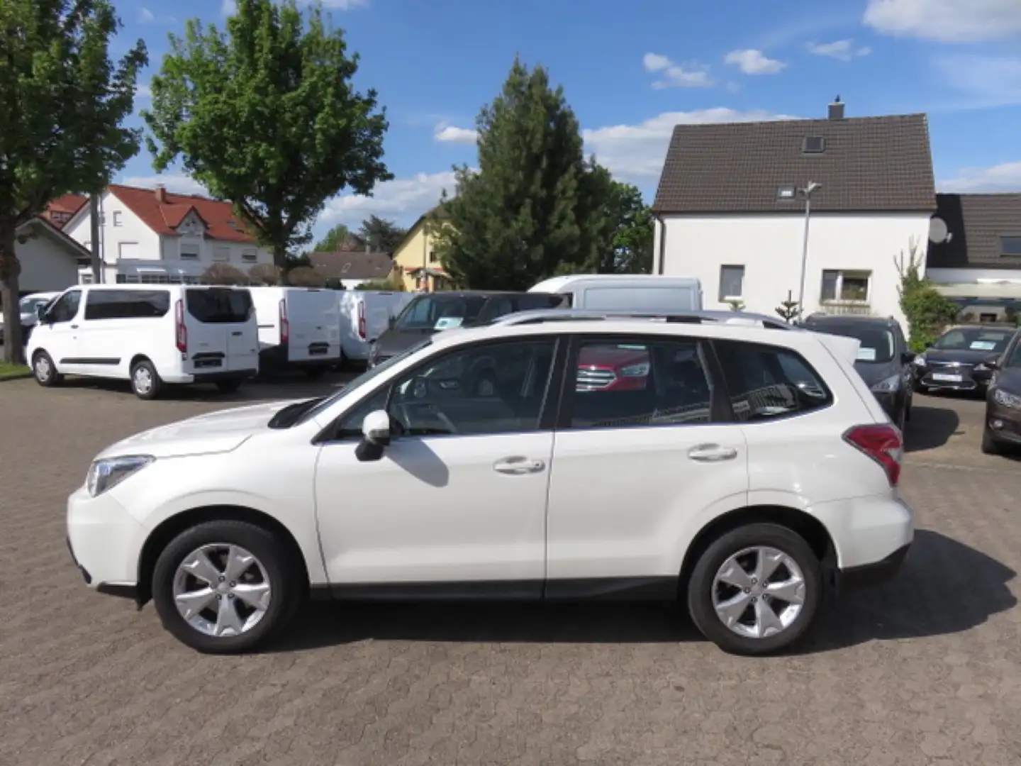 Subaru Forester 2.0D Exclusive Lineartronic -Autom.,AHK, Pan.Dach Weiß - 2