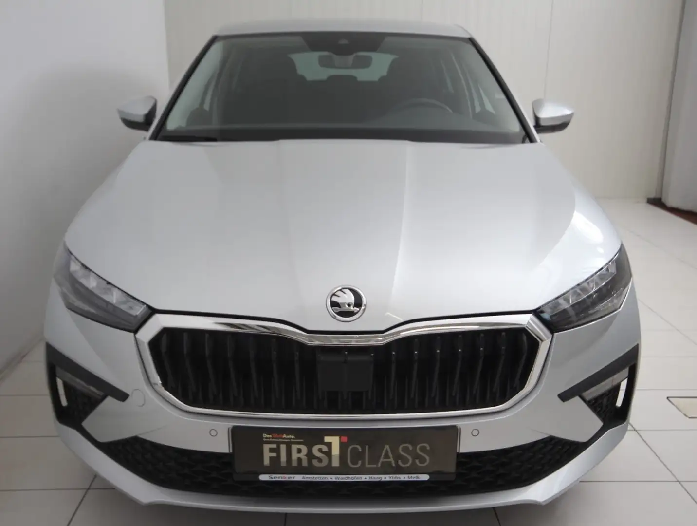 Skoda Scala Selection TSI DSG Silber - 2
