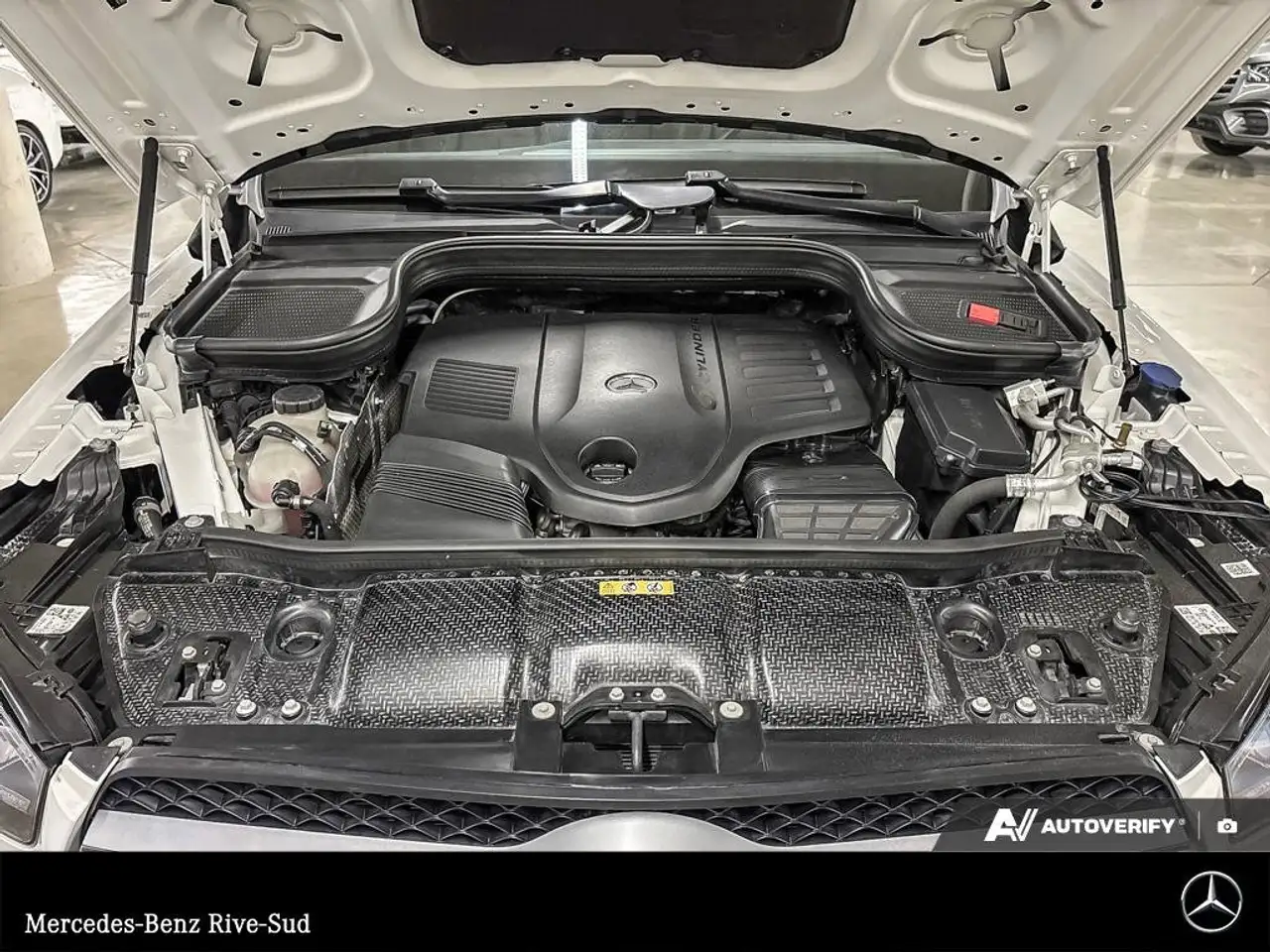 Mercedes-Benz GLE снимка Mercedes-Benz GLE
