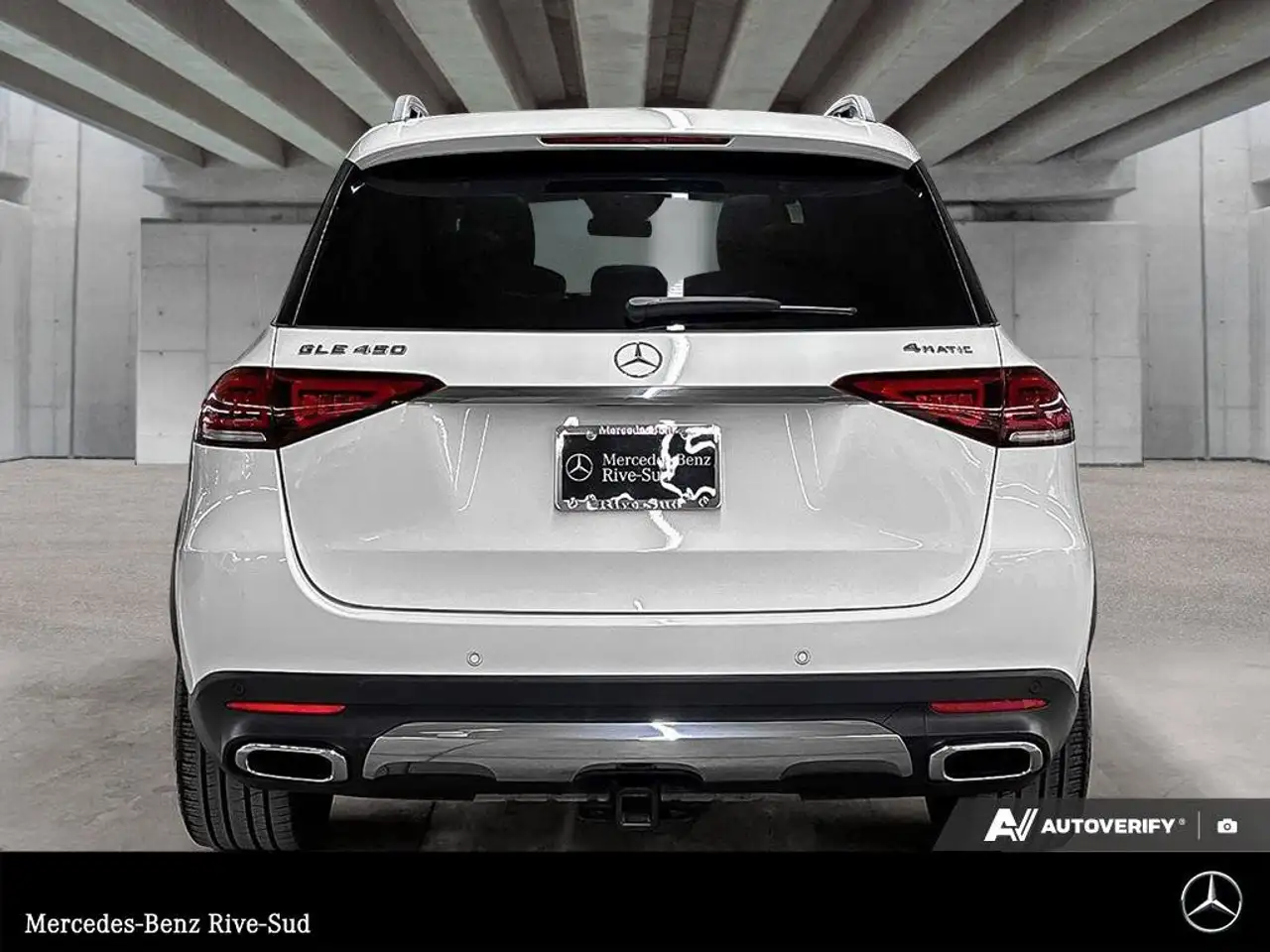 Mercedes-Benz GLE снимка Mercedes-Benz GLE