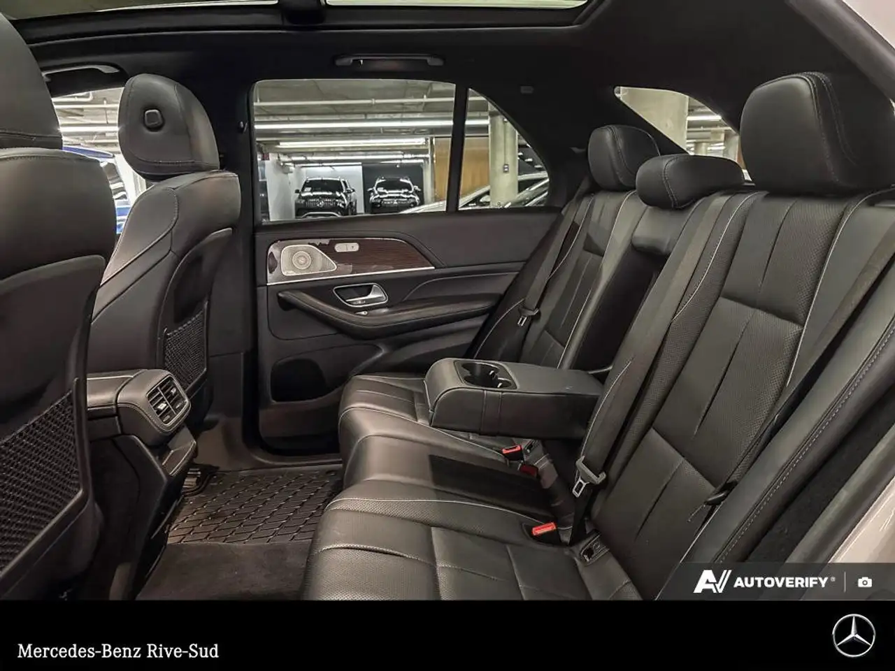 Mercedes-Benz GLE снимка Mercedes-Benz GLE