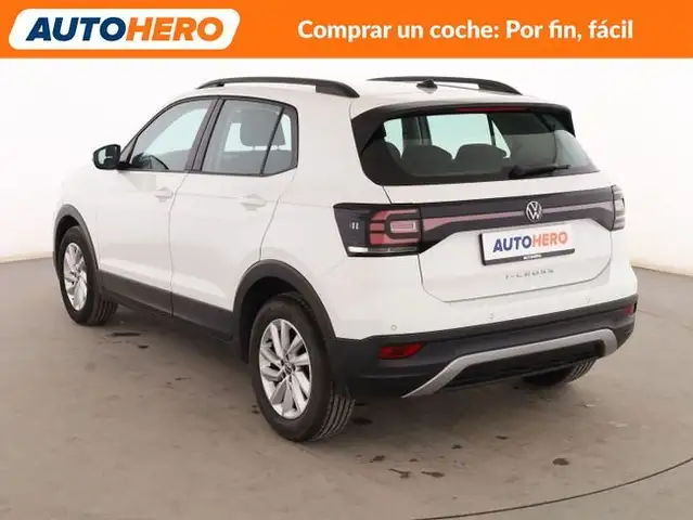 Volkswagen T-Cross view 4