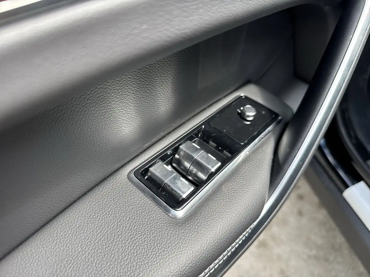 Jaguar F-Pace снимка Jaguar F-Pace