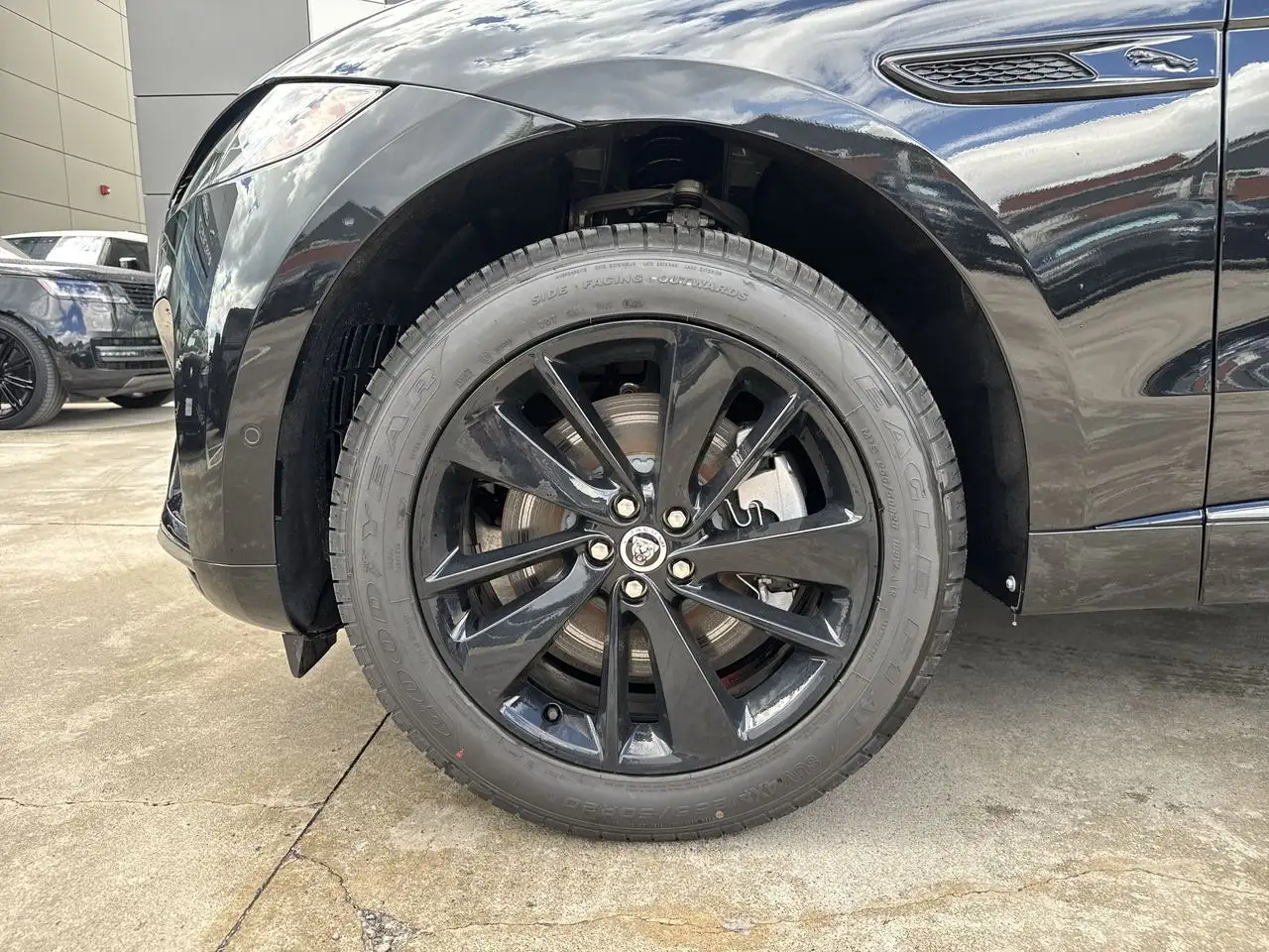 Jaguar F-Pace снимка Jaguar F-Pace