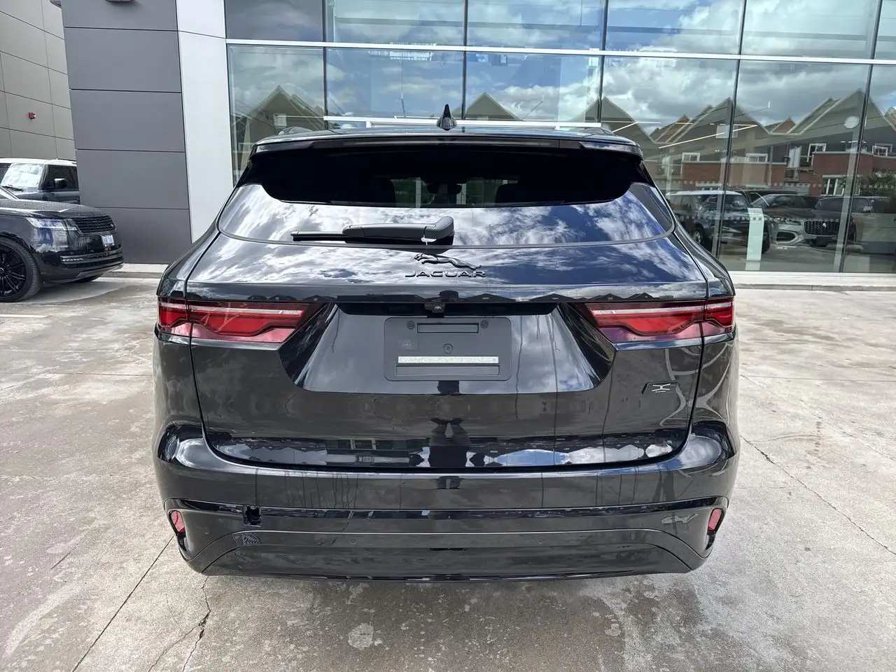 Jaguar F-Pace снимка Jaguar F-Pace