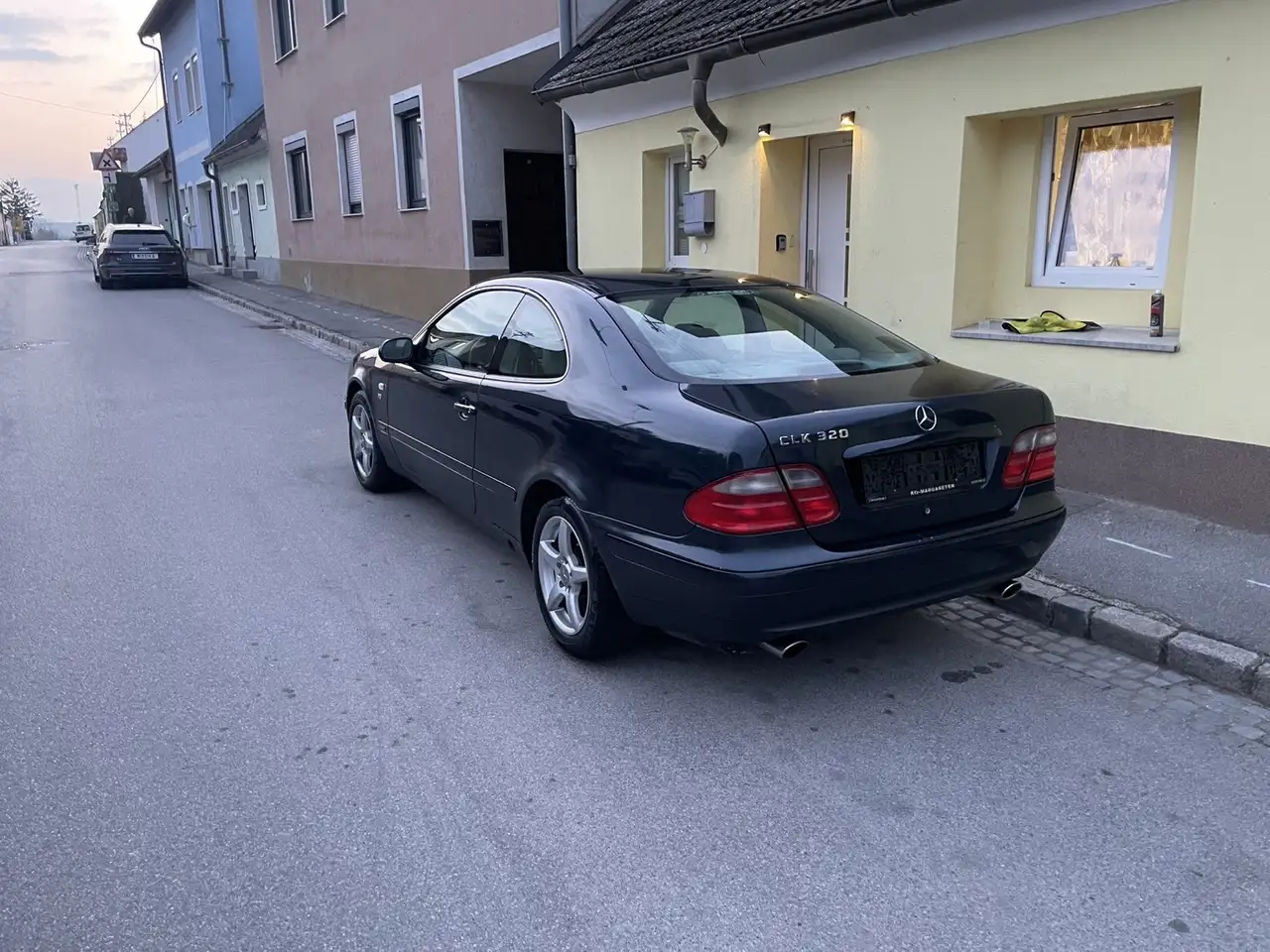 Mercedes-Benz CLK 320 Elegance Aut., foto 4