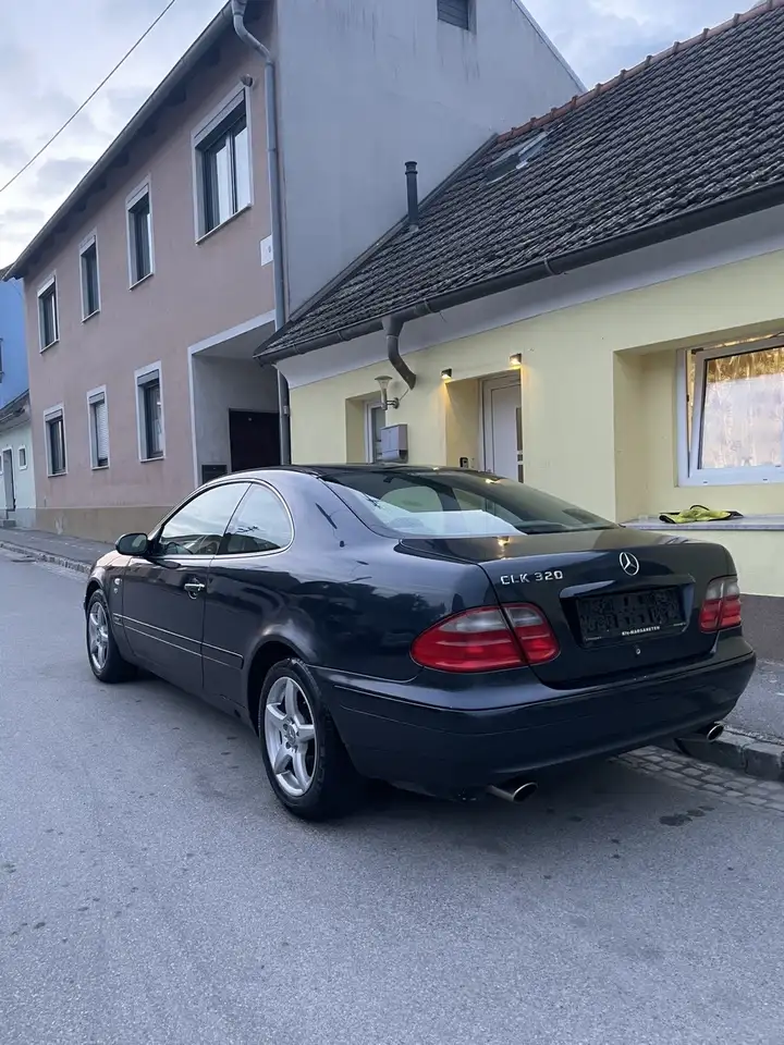 Mercedes-Benz CLK 320 Elegance Aut., foto 6