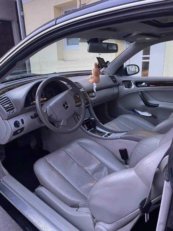 Mercedes-Benz CLK 320 Elegance Aut., foto 7