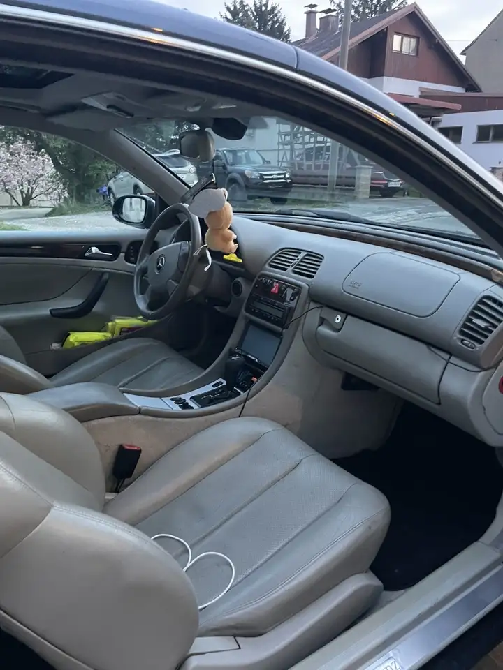Mercedes-Benz CLK 320 Elegance Aut., foto 8