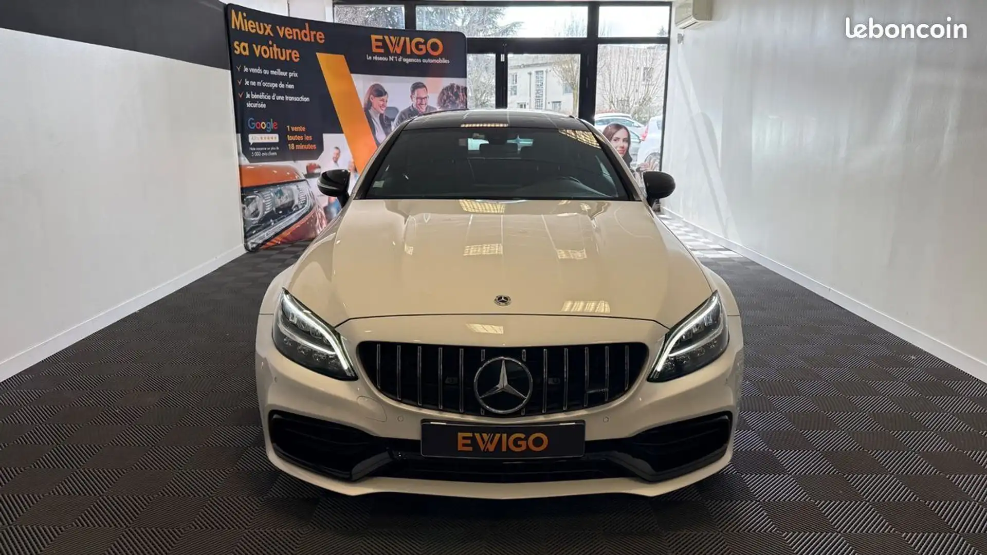 Mercedes-Benz C 63 AMG C63 4.0 476ch V8 BI-TURBO AMG 9G-TRONIC BVA + ENTRETIEN MB BURMASTER TOIT OUV PANO MULTI BEAM Blanc - 2