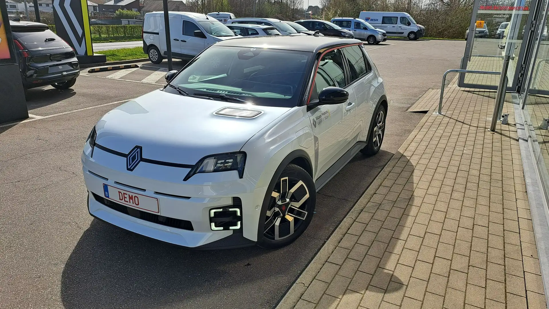 Renault R 5 R 5 E-Tech Techno 150 Comfort Range Wit - 1