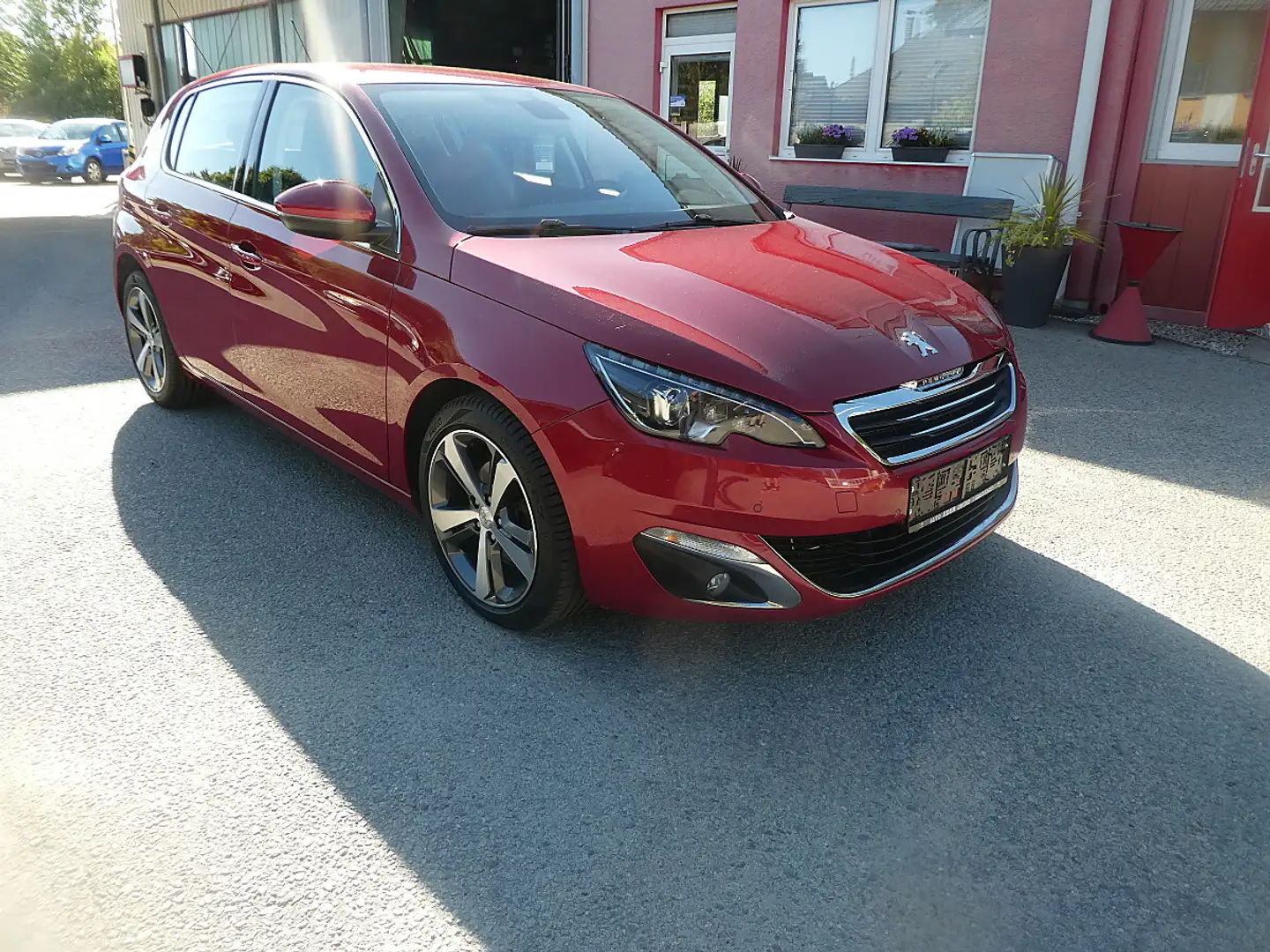 Peugeot 308 2,0 BlueHDI 150 Allure 17" Felgen Rot - 2