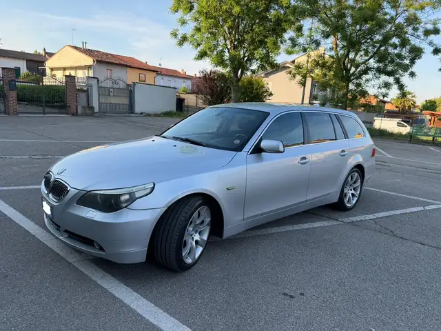 BMW 525