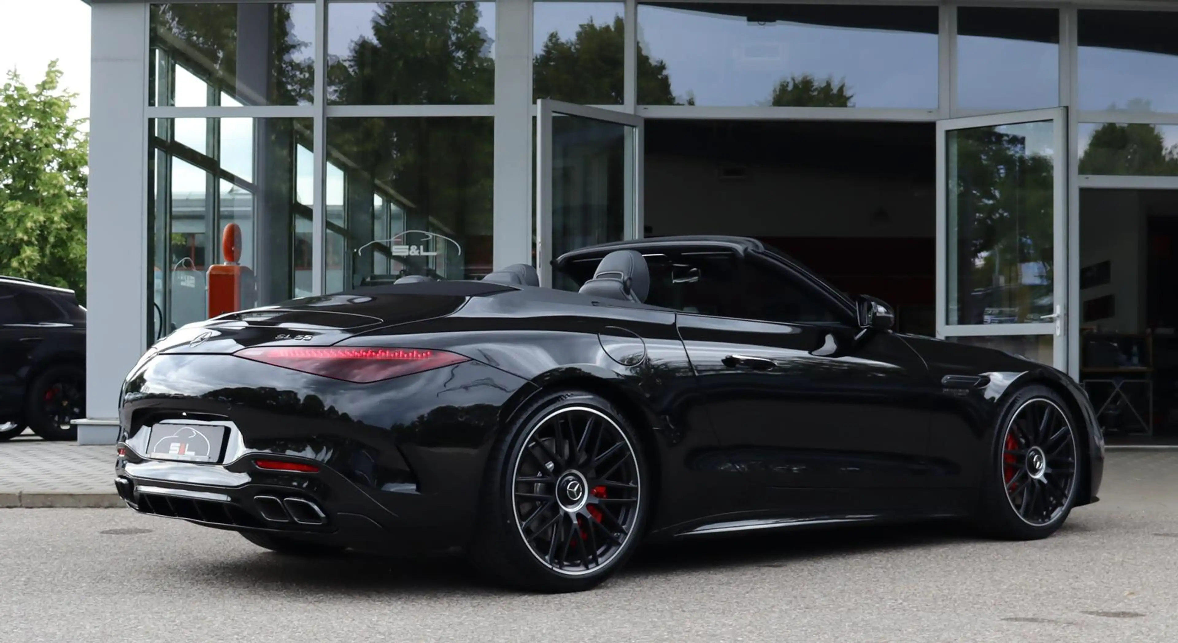 Mercedes-Benz SL 55 AMG Burmester / Massage / Aero-Paket / HuD — photo 15