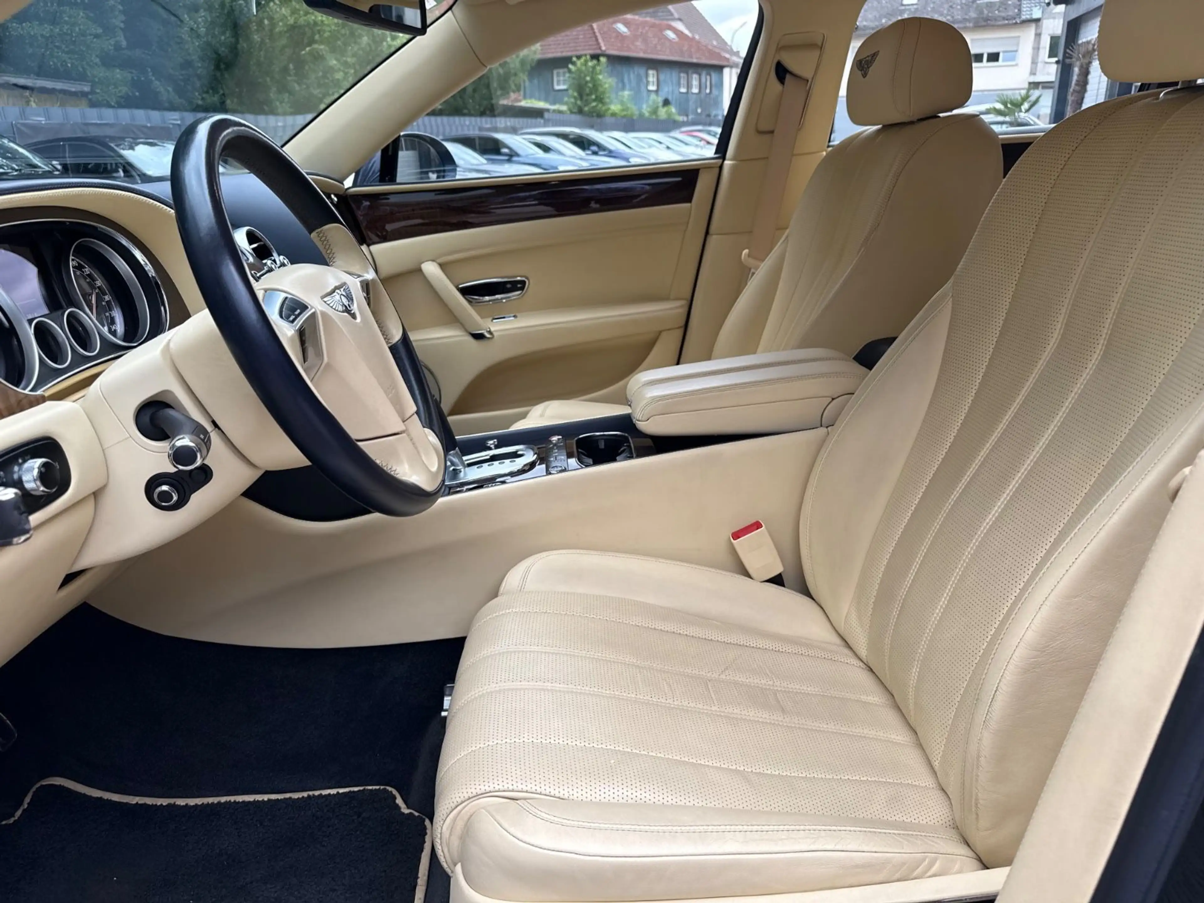 Bentley Flying Spur Continental V8 Facelift 21'' 2.Hand — photo 13