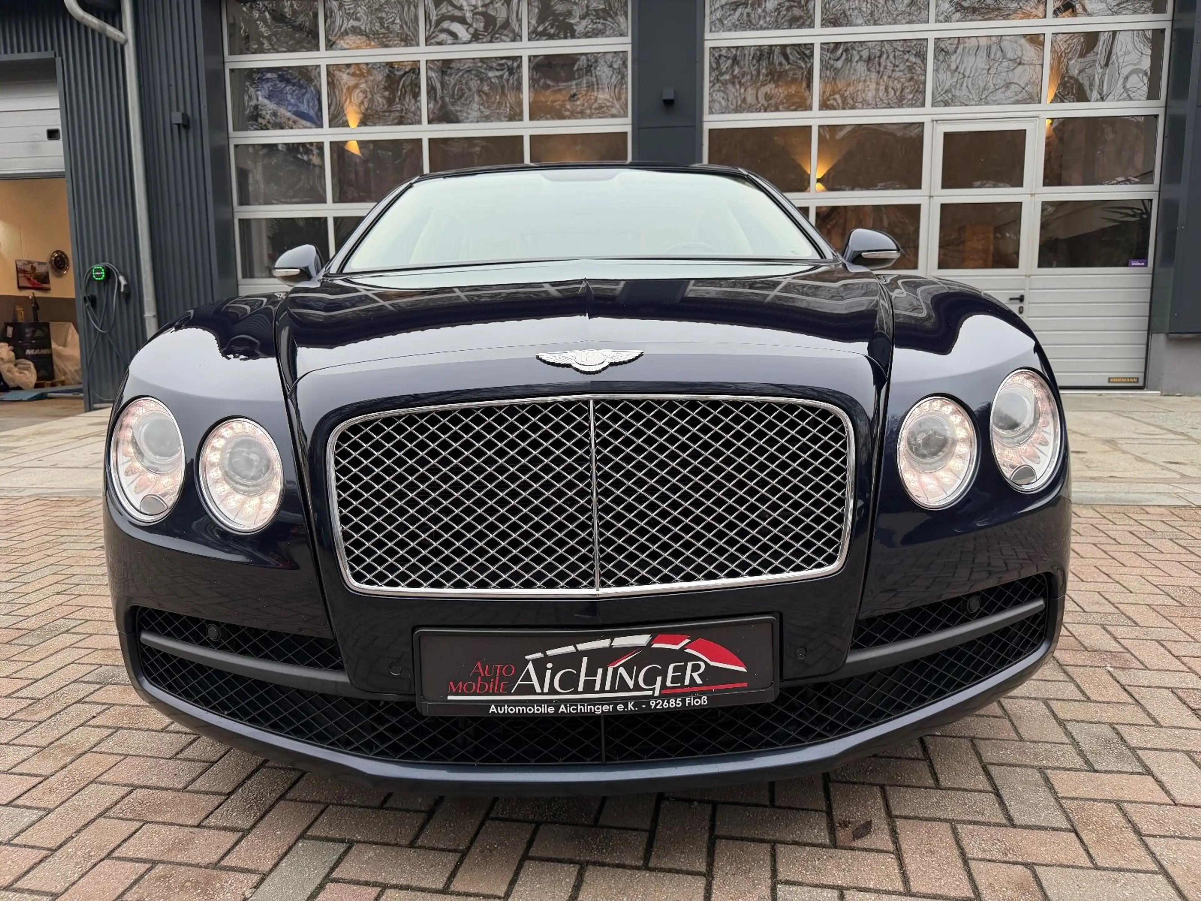 Bentley Flying Spur Continental V8 Facelift 21'' 2.Hand — photo 2