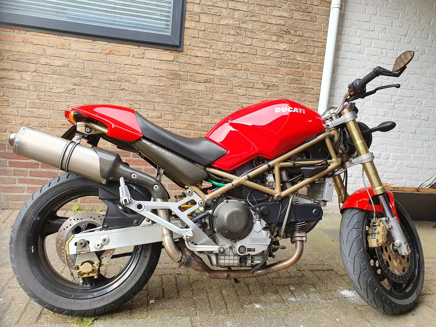 Ducati Monster 900 Rood - 1