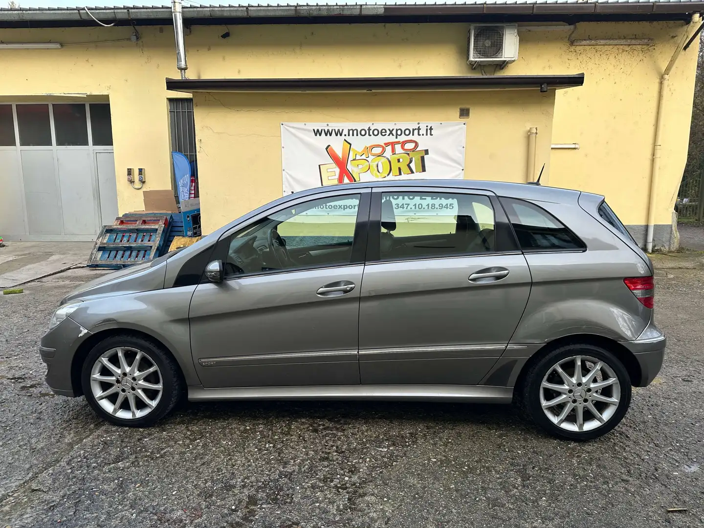 Mercedes-Benz B 180 Classe B - T245 cdi Sport Gris - 2