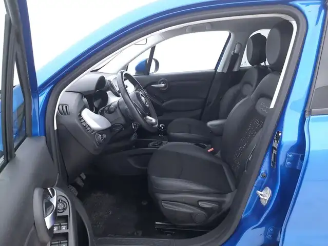 Fiat 500X view 10