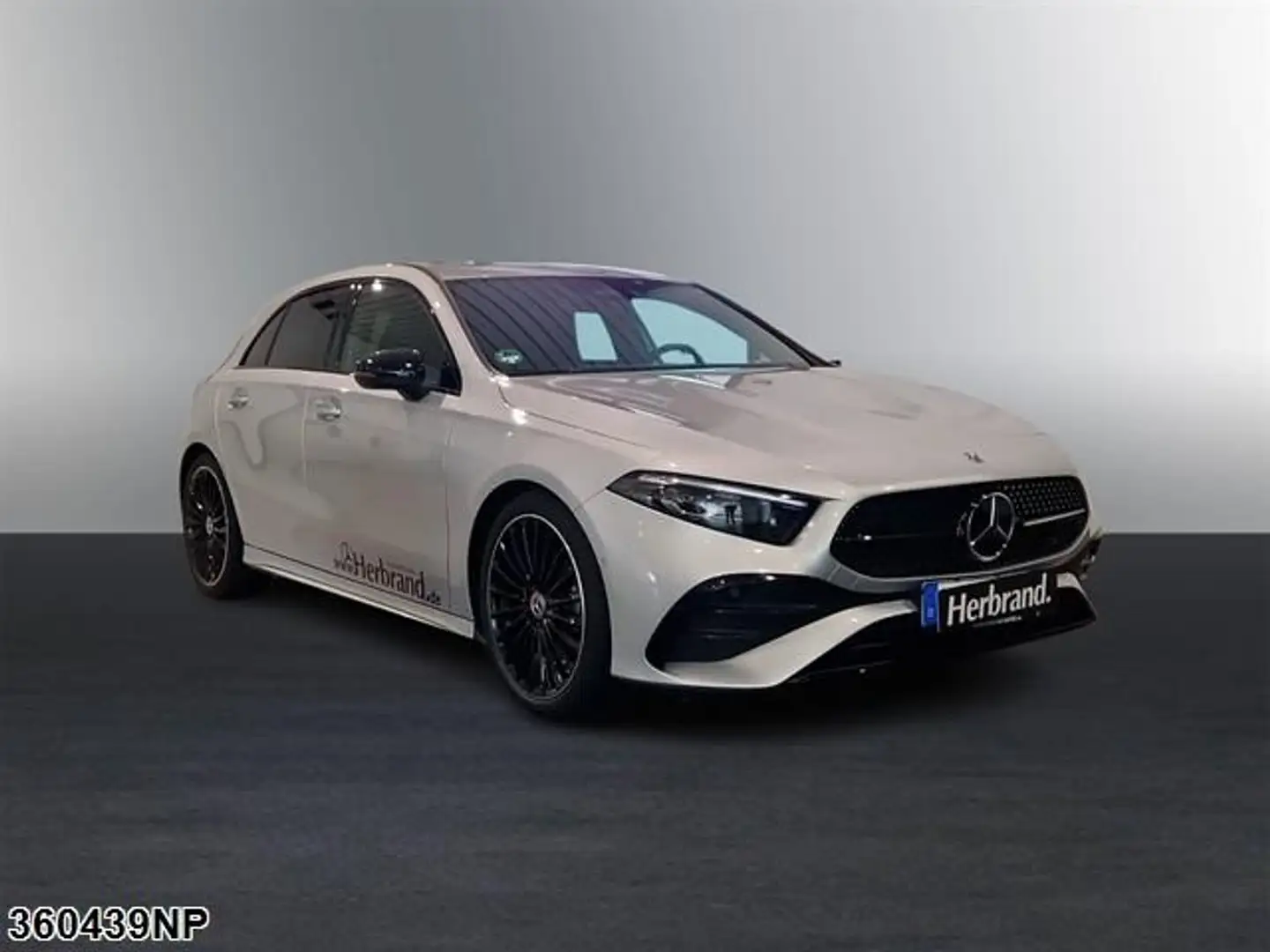 Mercedes-Benz A 180 +AMG+MULTIBEAM+KEYLESS+NIGHT+ Plateado - 2