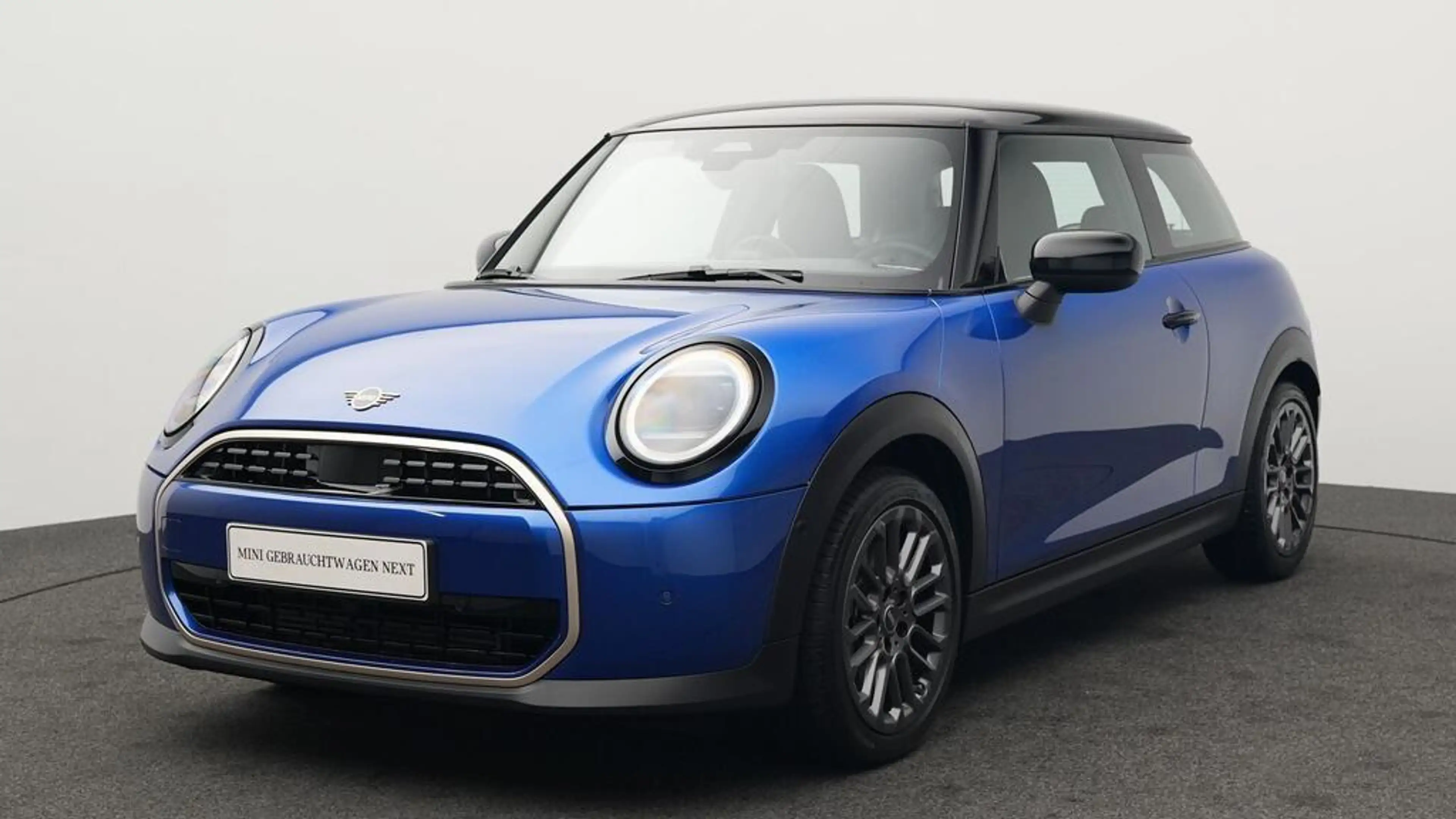 MINI Cooper C Favoured Trim