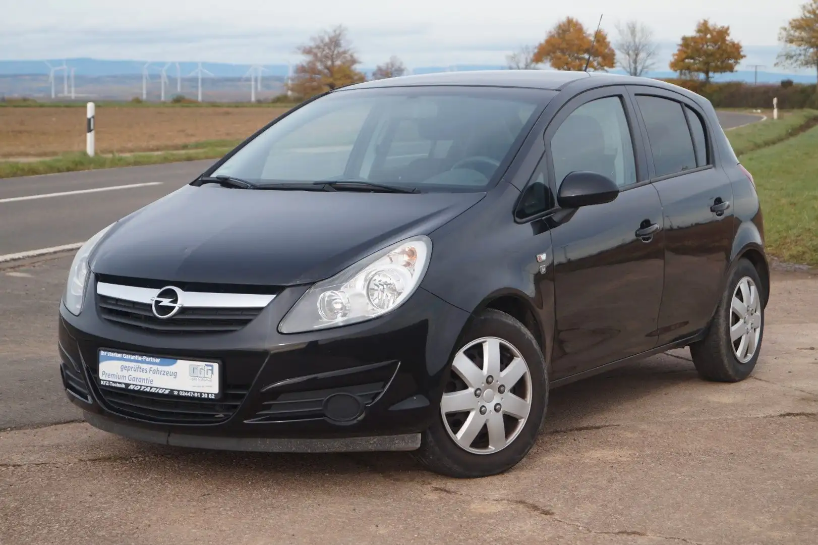 Opel Corsa D Edition "111 Jahre" Schwarz - 1
