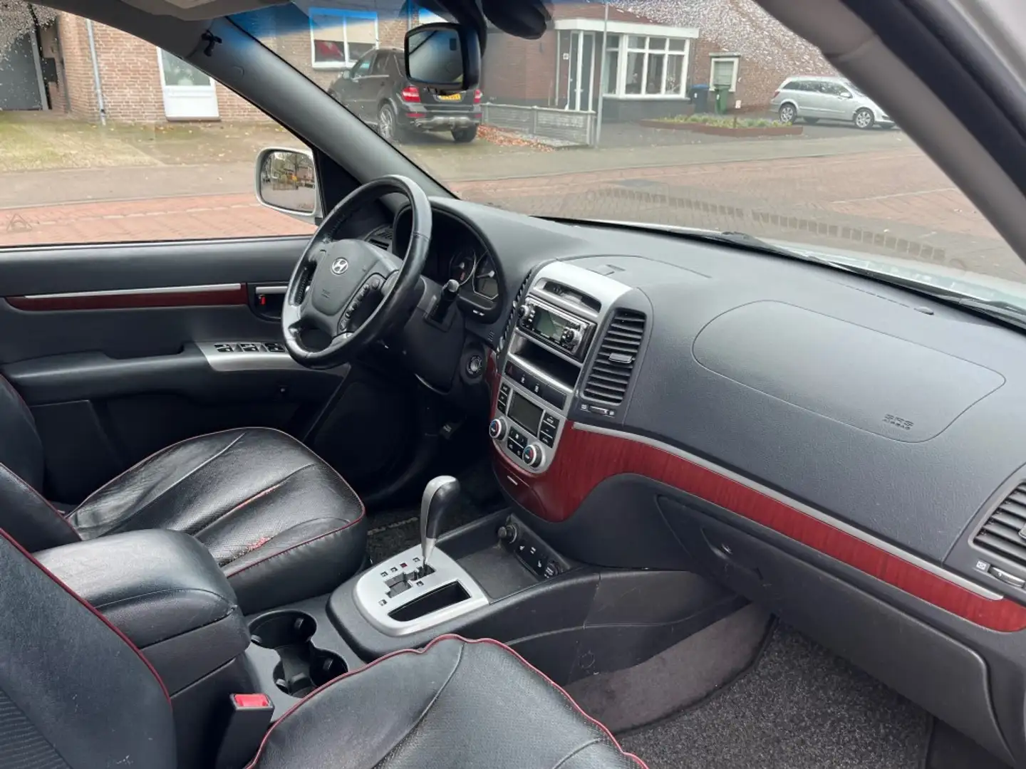 Hyundai SANTA FE 2.7I V6 4WD STYLE AUTOMAAT / TREKHAAK / STOELVERW. Gris - 2