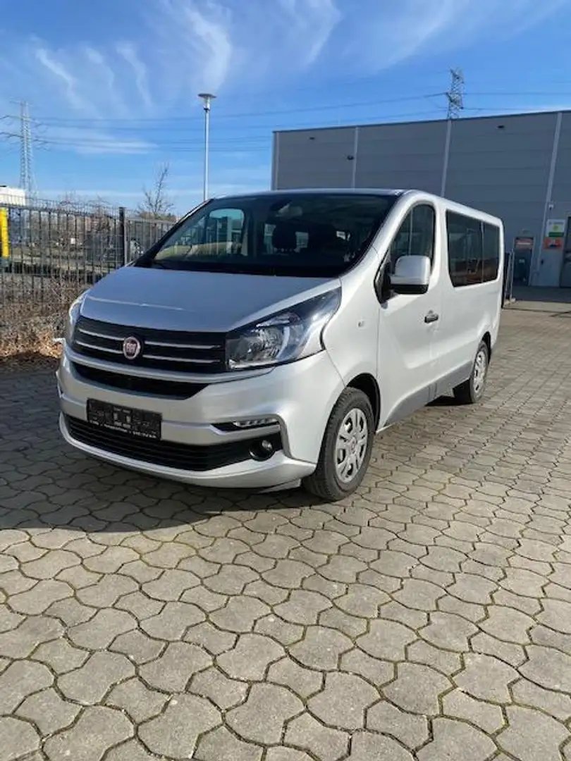 Fiat Talento Kombi Family 9-Sitzer // 1.Hd+Klima+LED+Navi+PD... Silver - 2