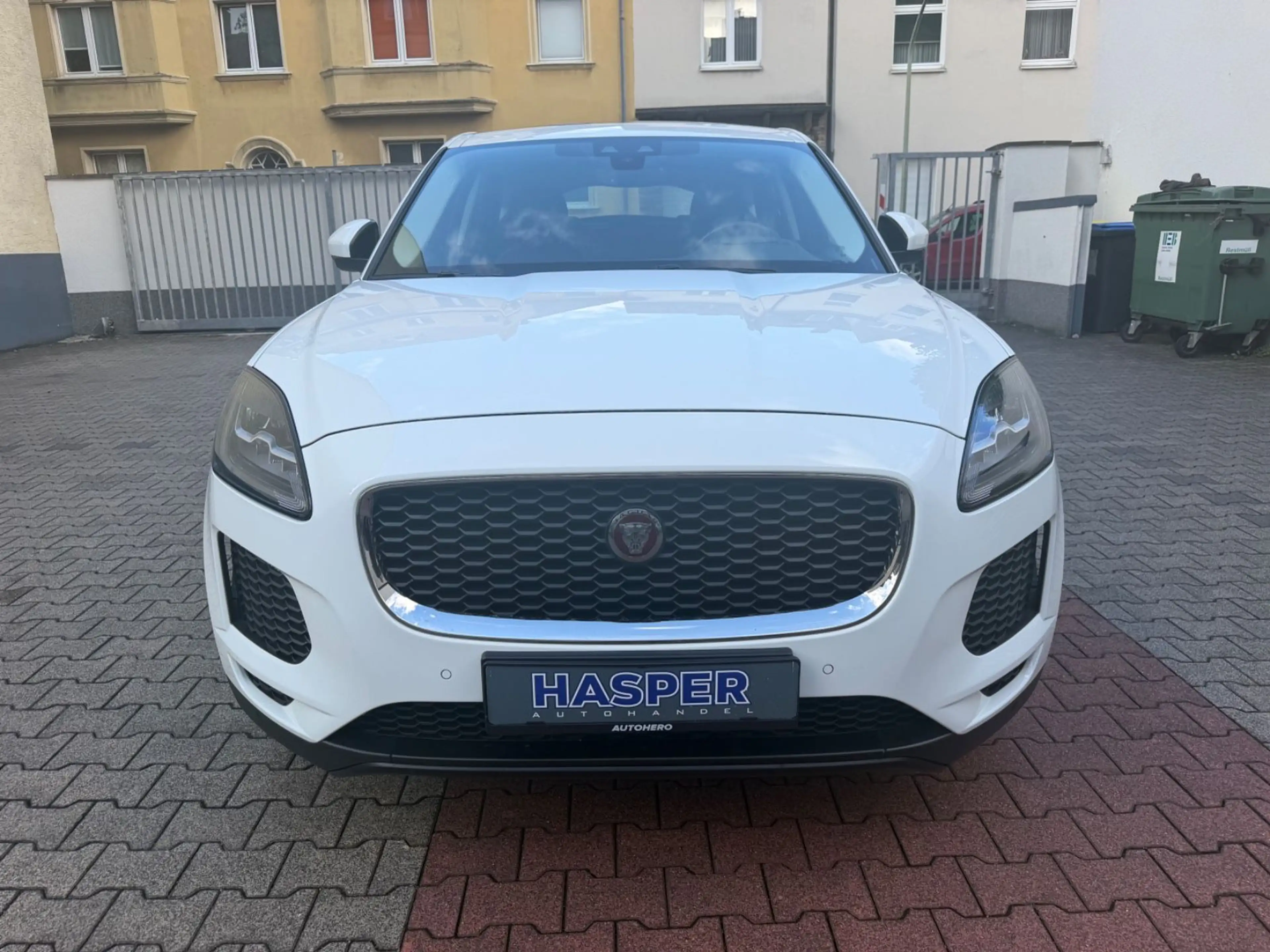 Jaguar E-Pace E-PACE SE AWD ( Navi / Leder / Kamera ) — photo 5