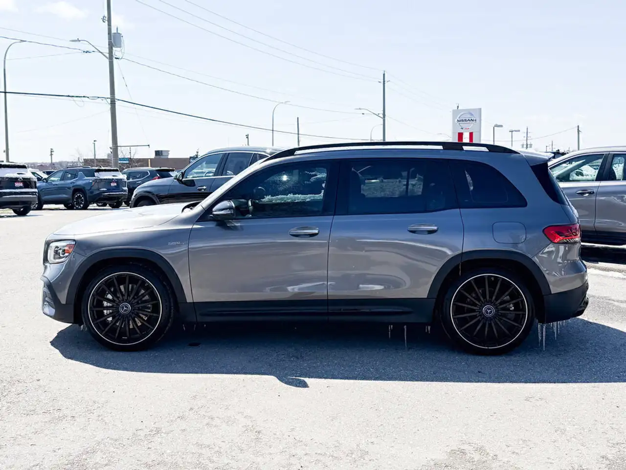 Mercedes-Benz GLB photo Mercedes-Benz GLB