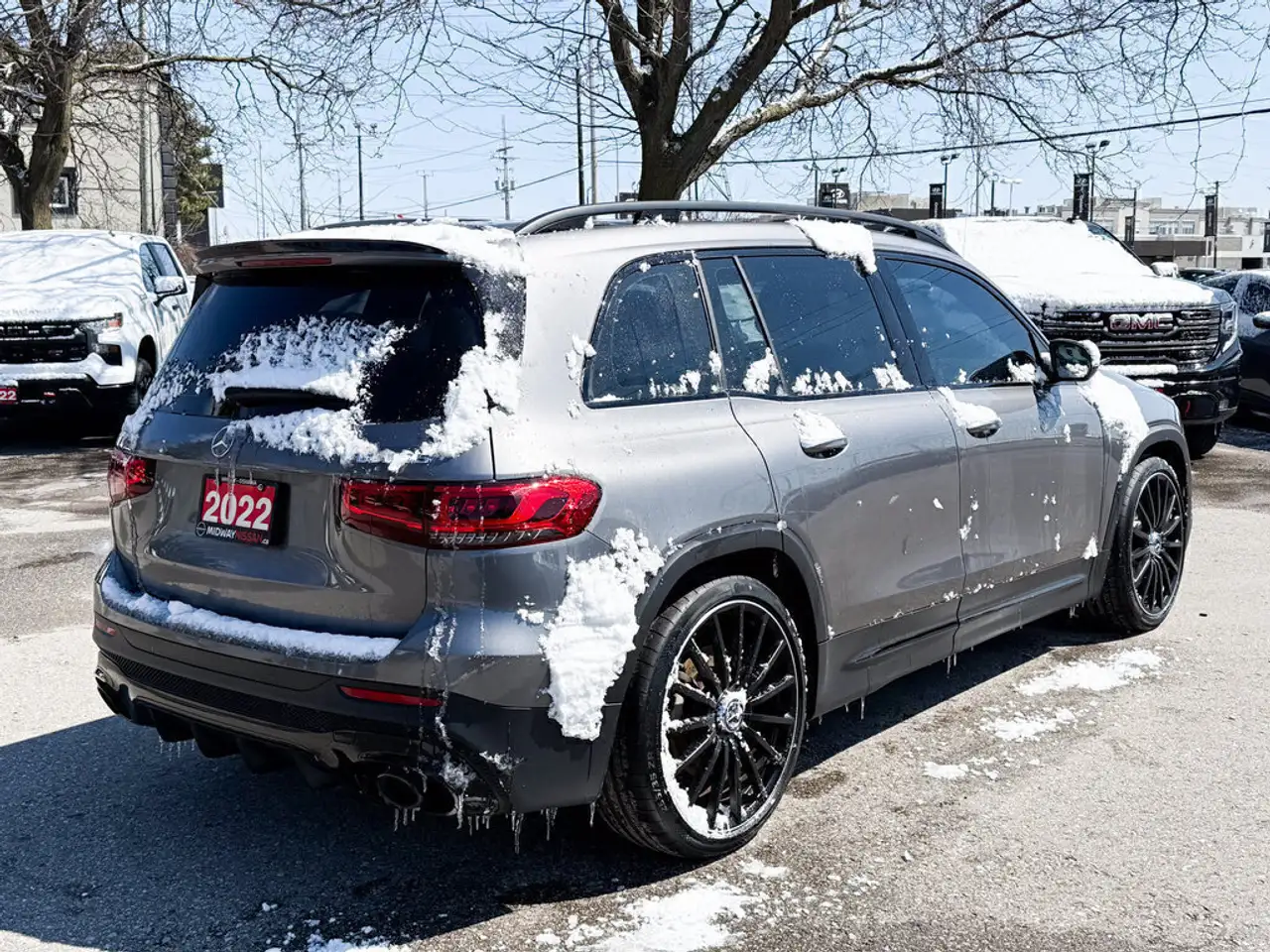 Mercedes-Benz GLB снимка Mercedes-Benz GLB