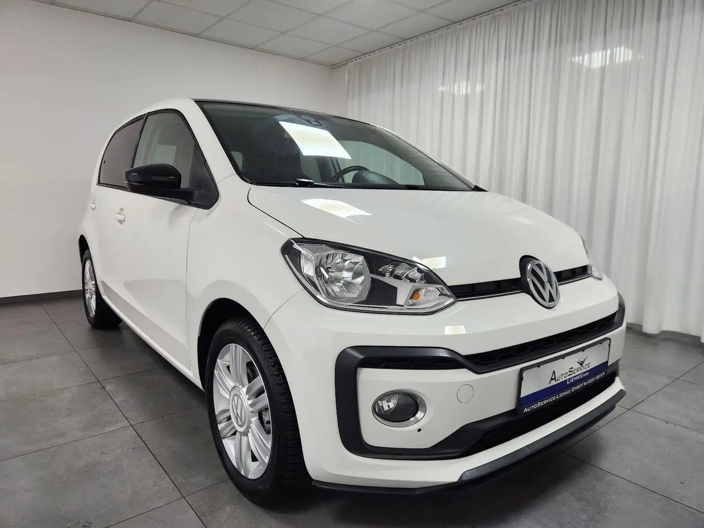 Volkswagen up! 90PS 5-Türer Sitzhzg. Tel. M&S Tempom. Blanc - 1