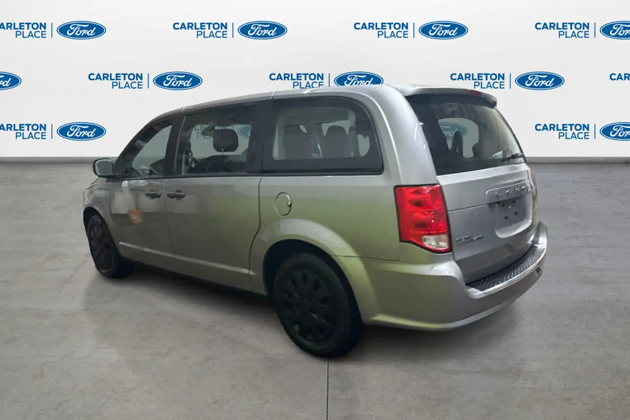 Dodge Grand Caravan fotografie Dodge Grand Caravan