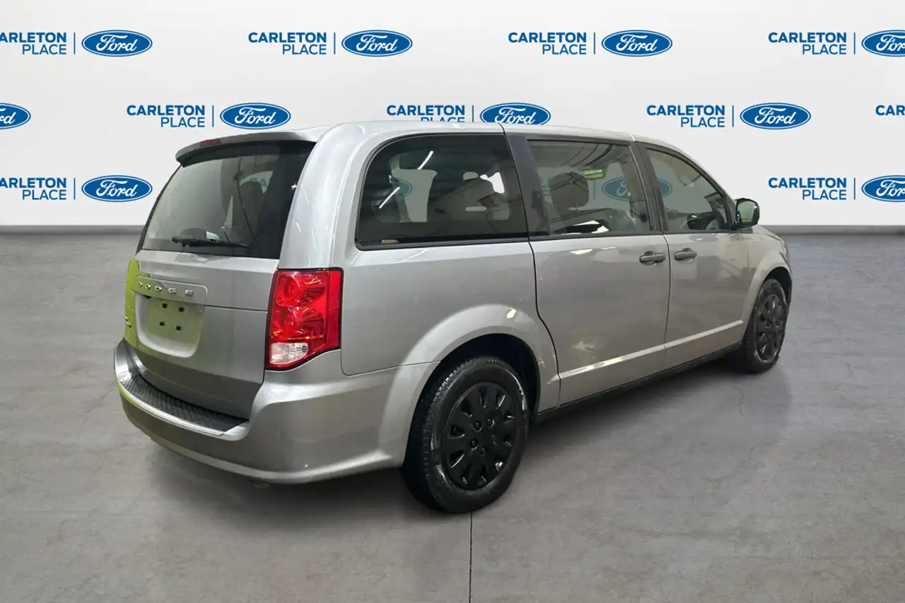 Dodge Grand Caravan fotografie Dodge Grand Caravan