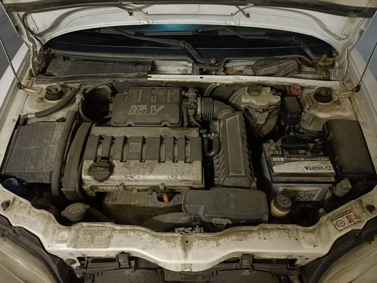 Peugeot 106 3p 1.6 16v Rallye, foto 4