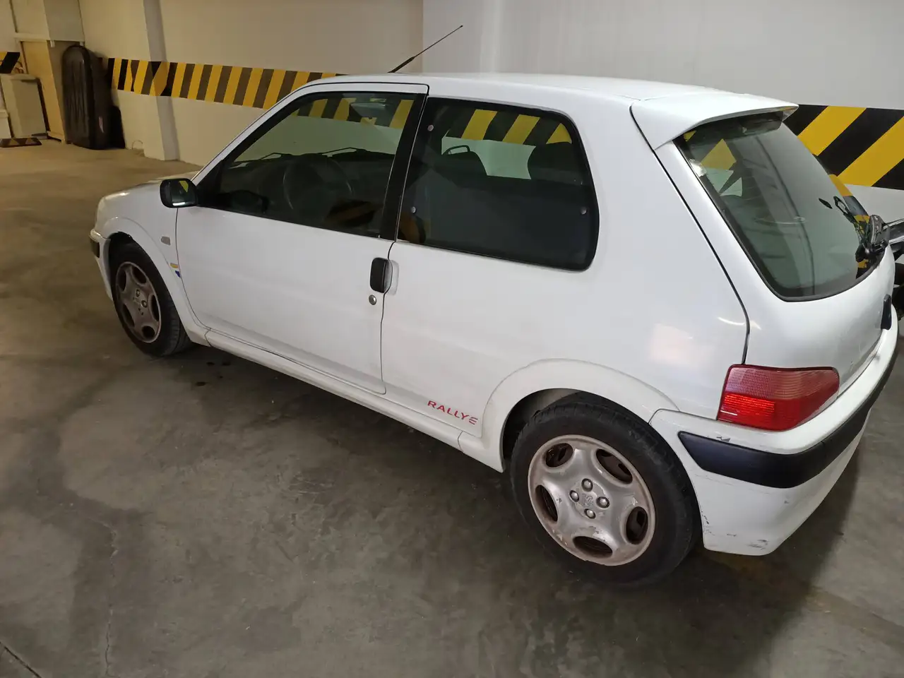Peugeot 106 3p 1.6 16v Rallye, foto 2