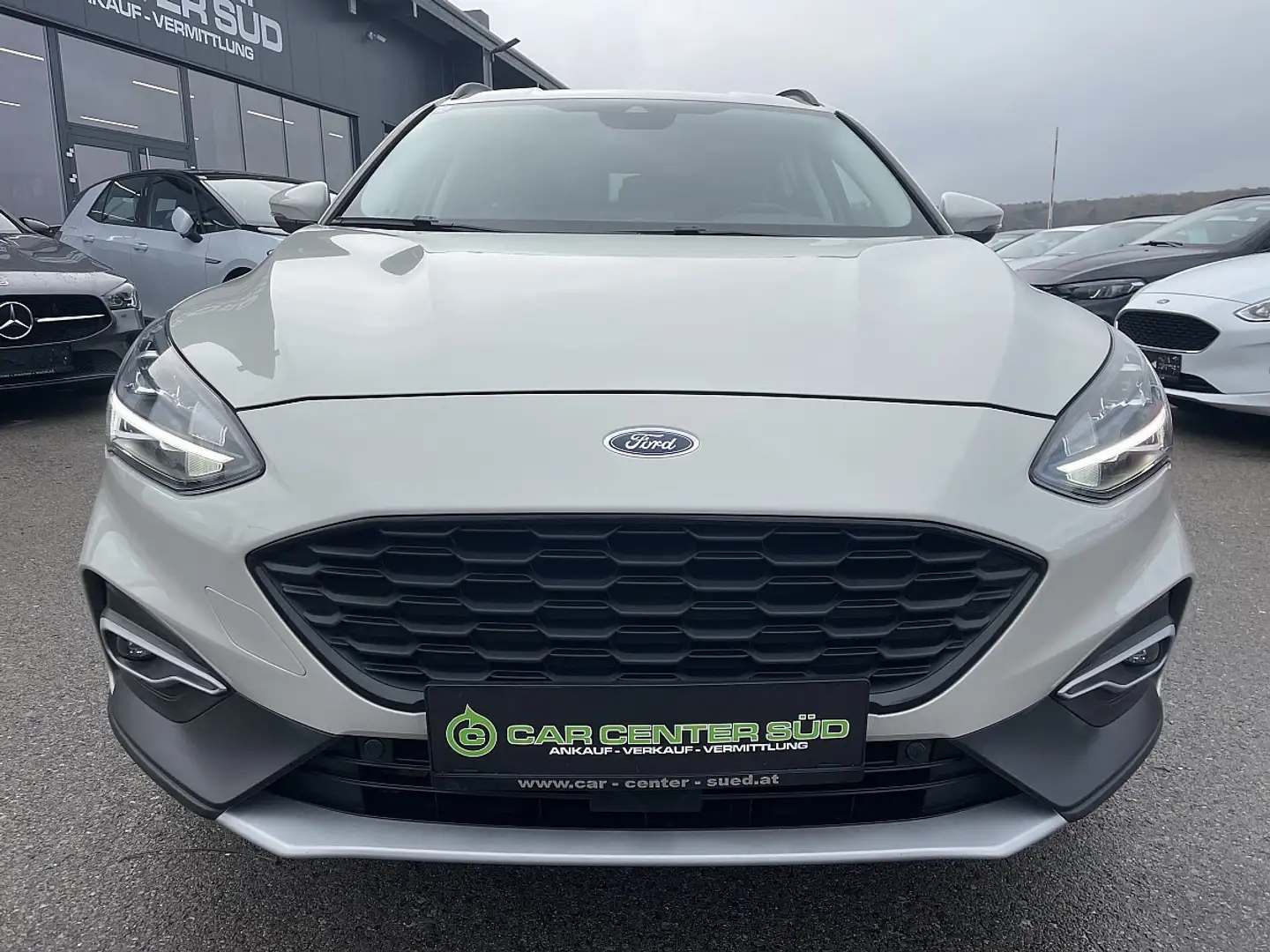 Ford Focus Traveller 1,0 EcoBoost Active Business Blanco - 2