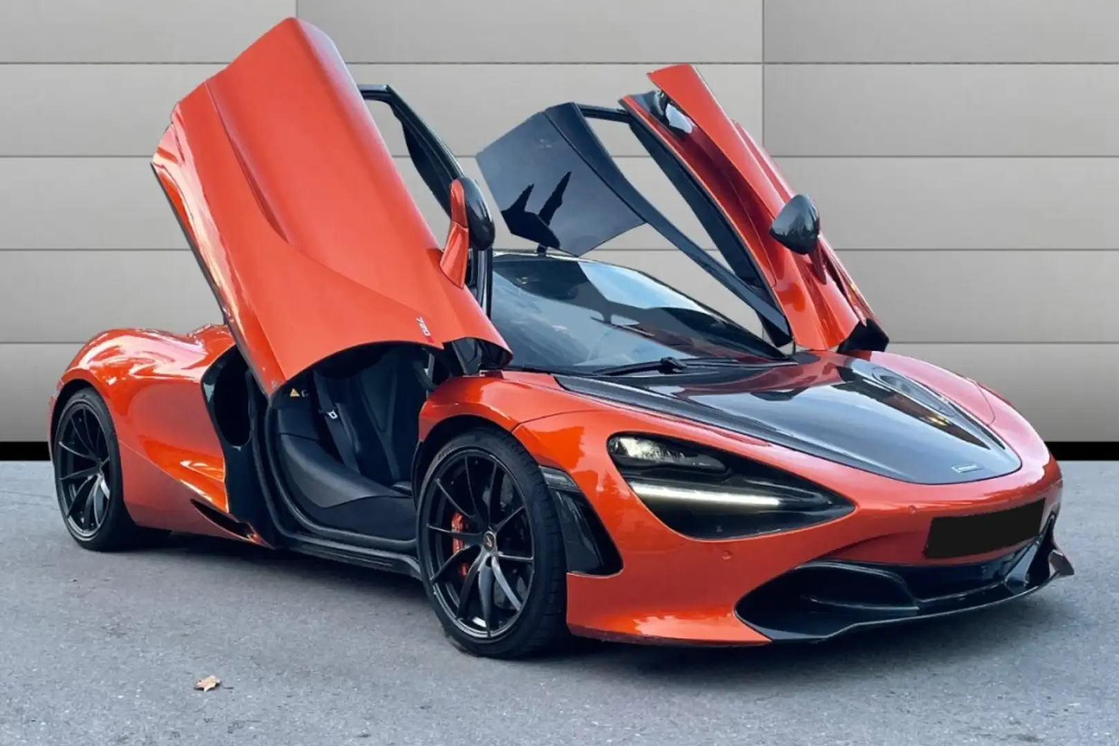 McLaren 720S Orange - 1
