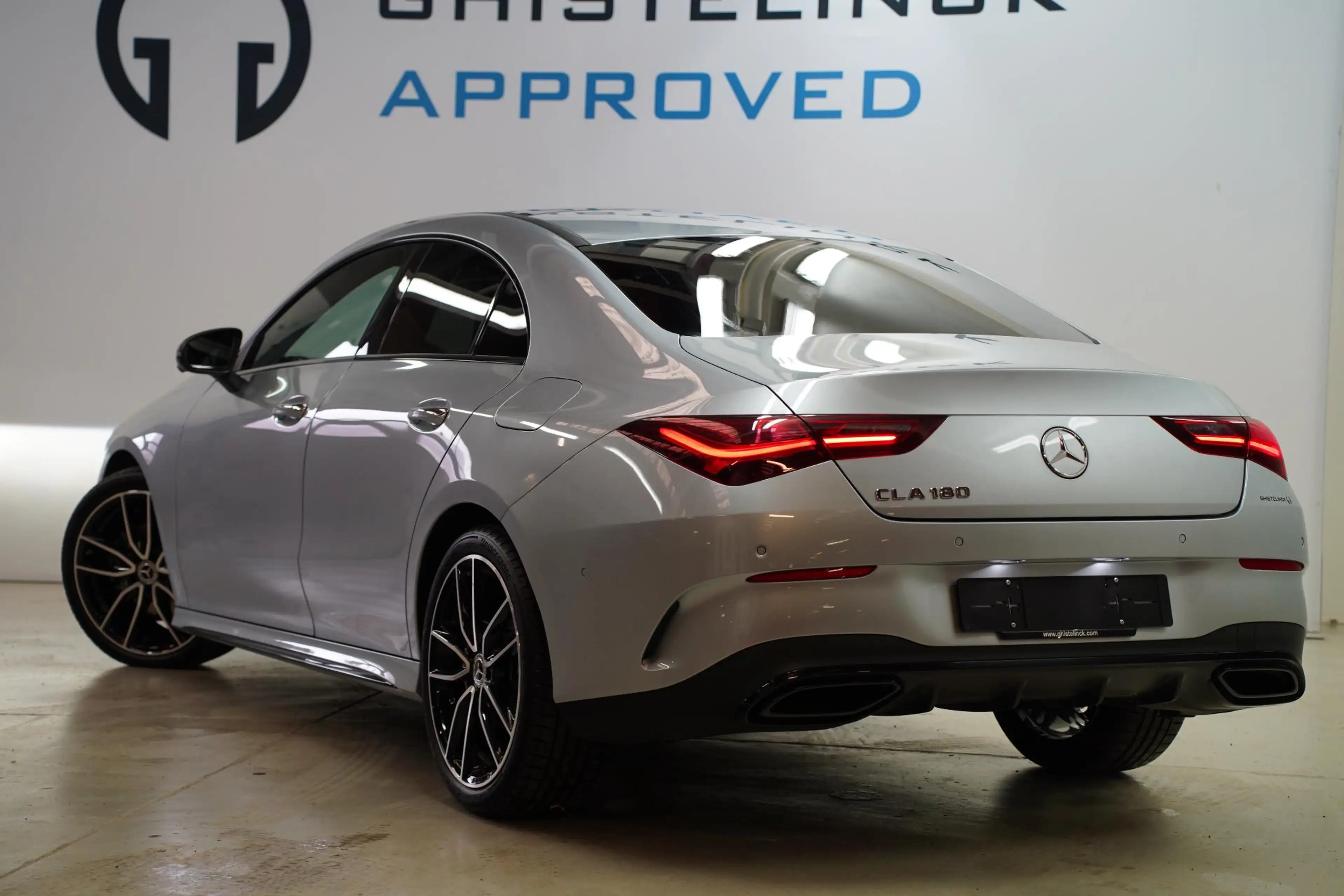 Mercedes-Benz CLA 180 CLA Star Edition | HUD | 360° Camera | ... — photo 8