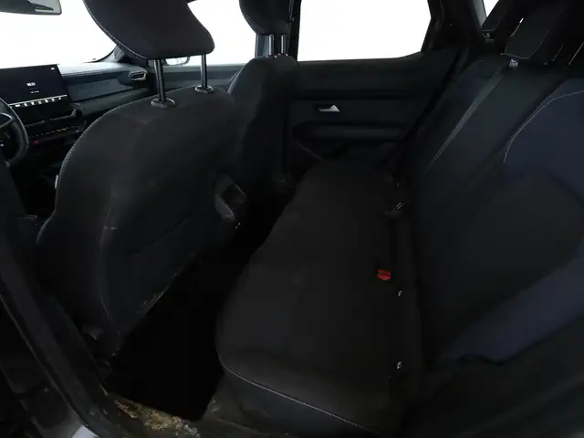 Dacia Duster view 12