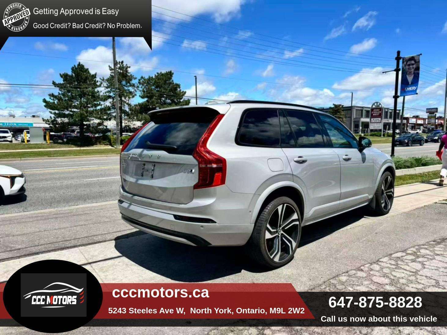 2023 Volvo XC90 B6 AWD Ultimate Dark Theme 7-Seater alt 4