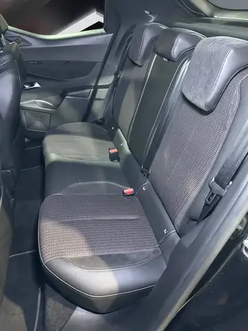 DS Automobiles DS 3 Crossback view 12