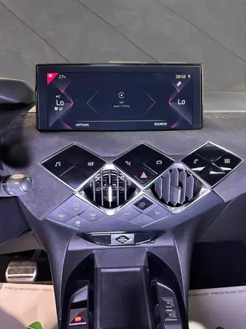 DS Automobiles DS 3 Crossback view 10