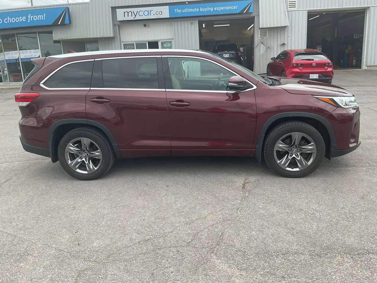 Toyota Highlander photo Toyota Highlander