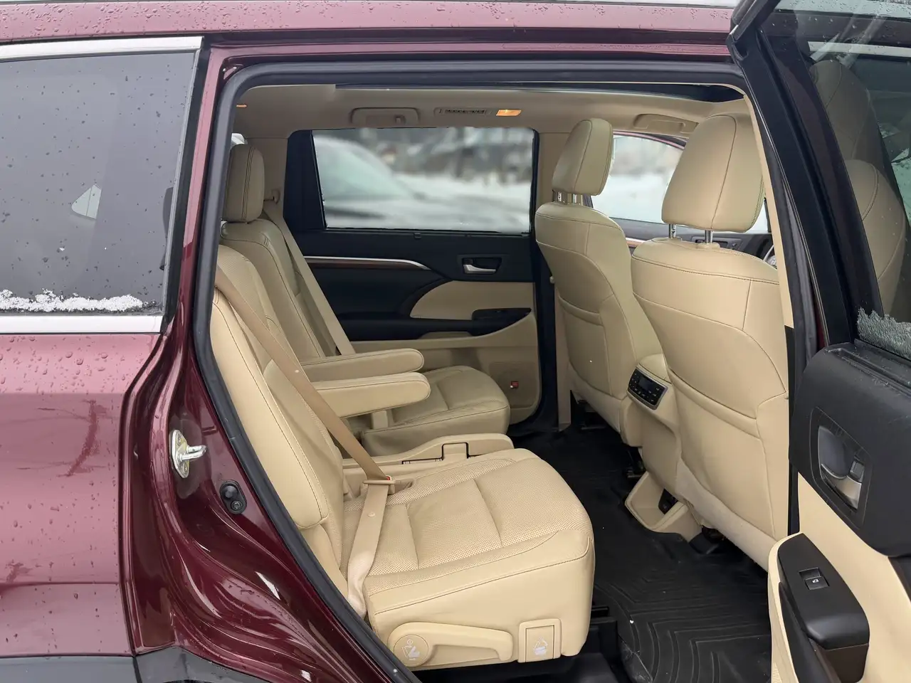 Toyota Highlander photo Toyota Highlander