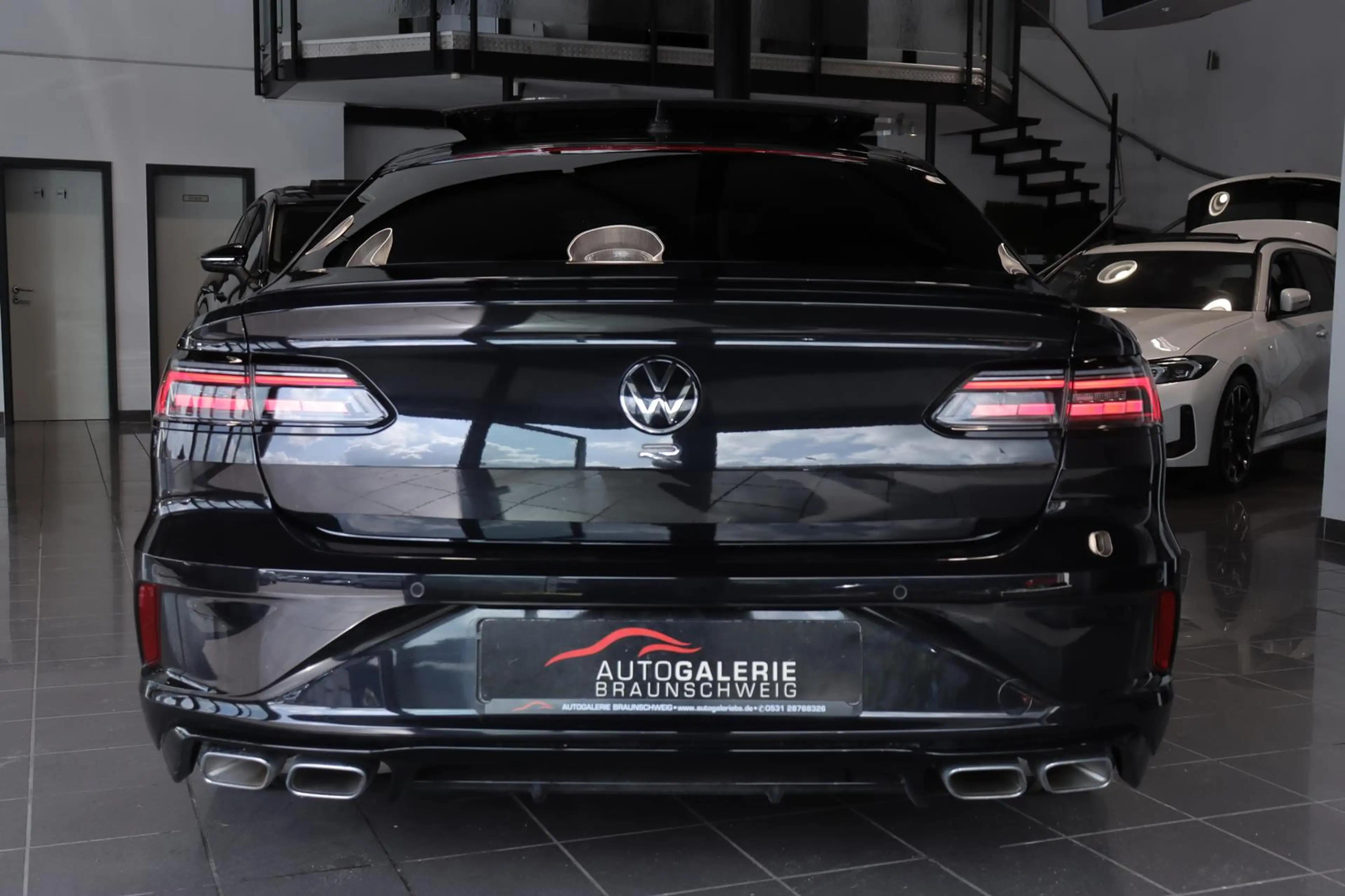 Volkswagen Arteon 2.0 TSI R 4Motion *PANO*MATRIX*20-ZOLL* — photo 7